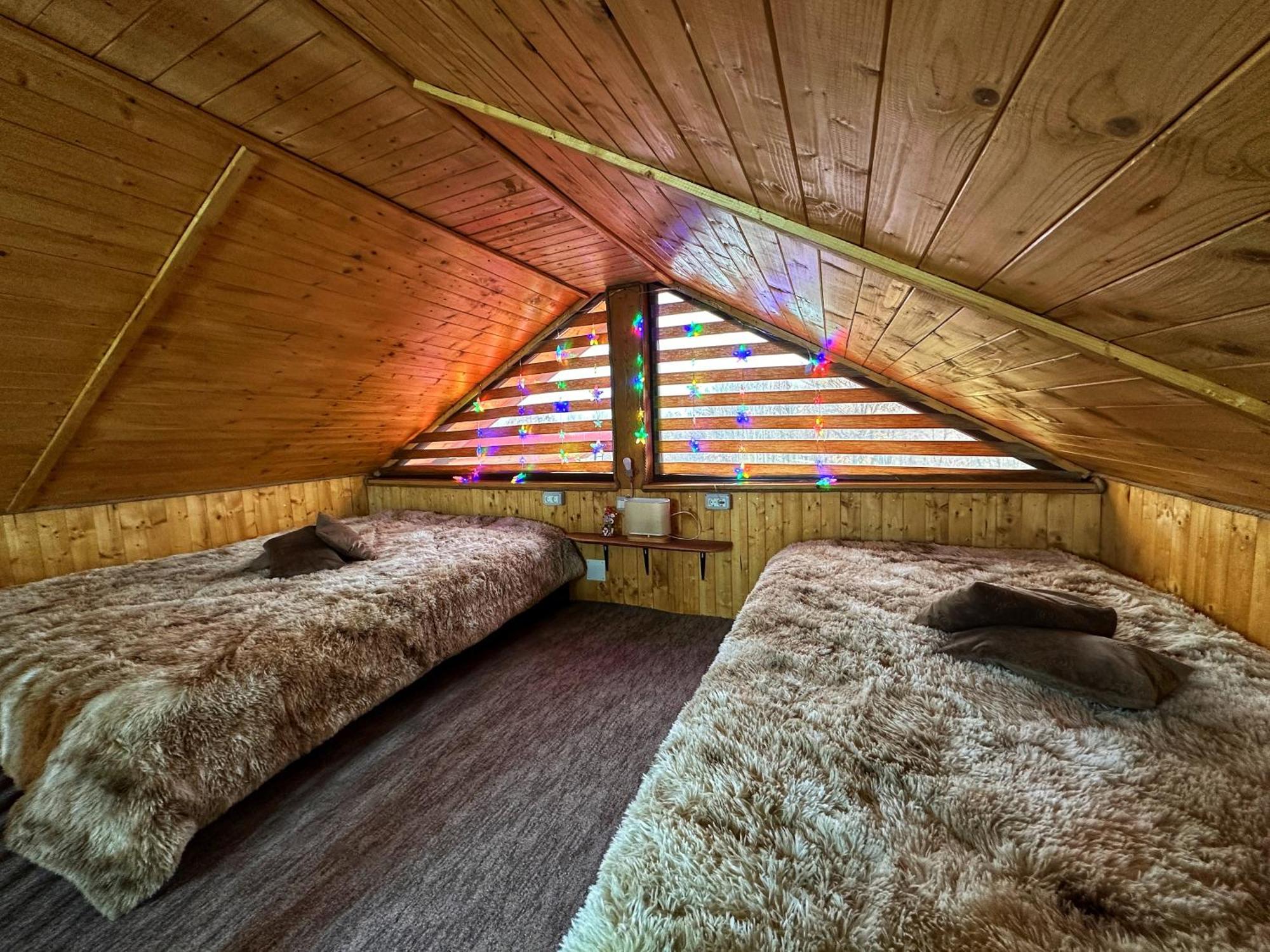 Casuta Din Stejari-Transalpina Villa Novaci-Străini Eksteriør bilde