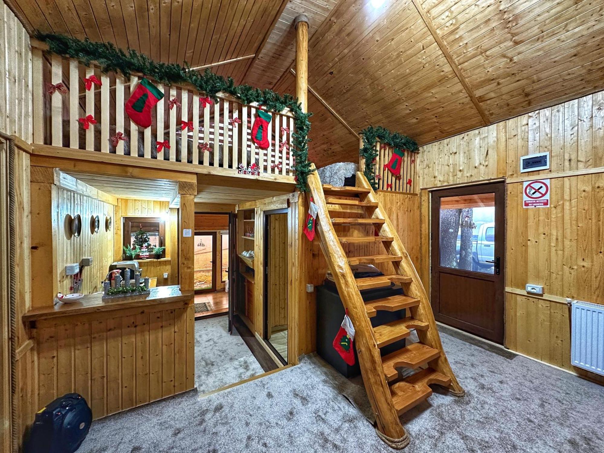 Casuta Din Stejari-Transalpina Villa Novaci-Străini Eksteriør bilde